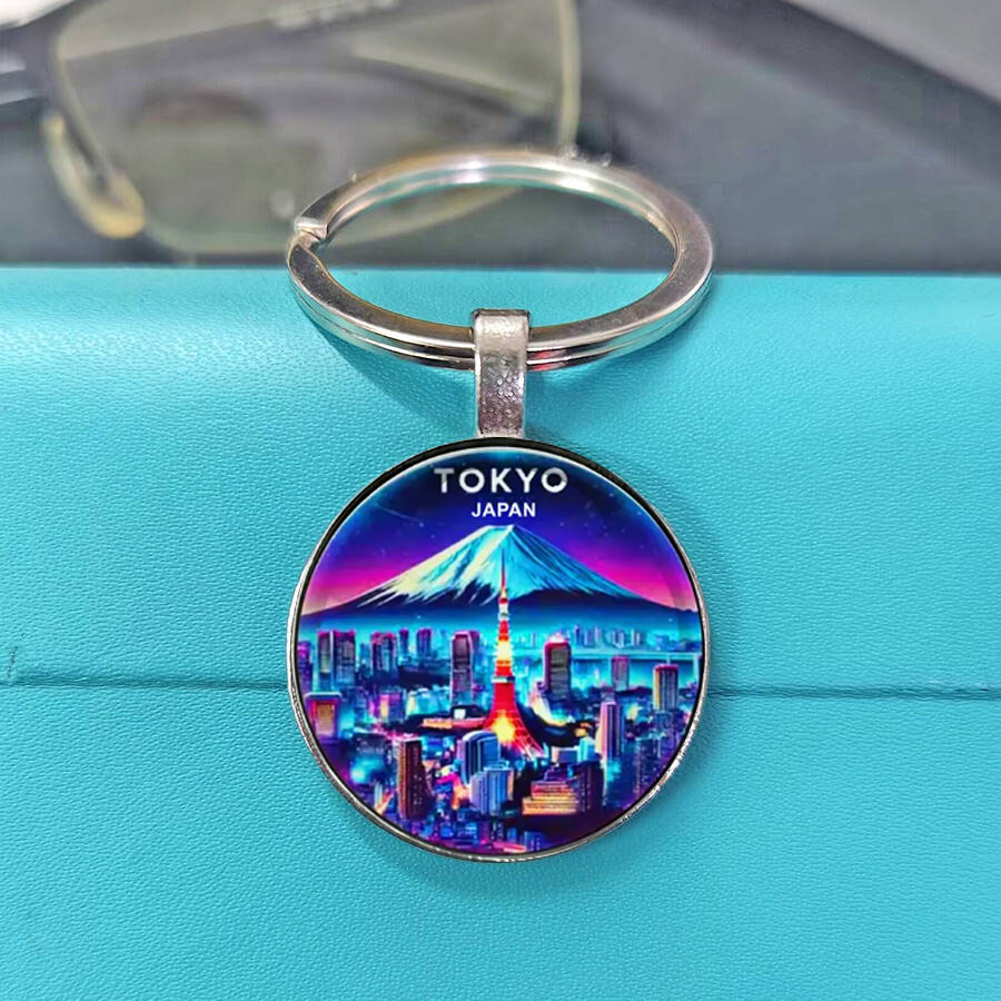 1pc Tokyo Keychain Tower Mount - Car Accessories In Tokyo บทวิจารณ์และราคา